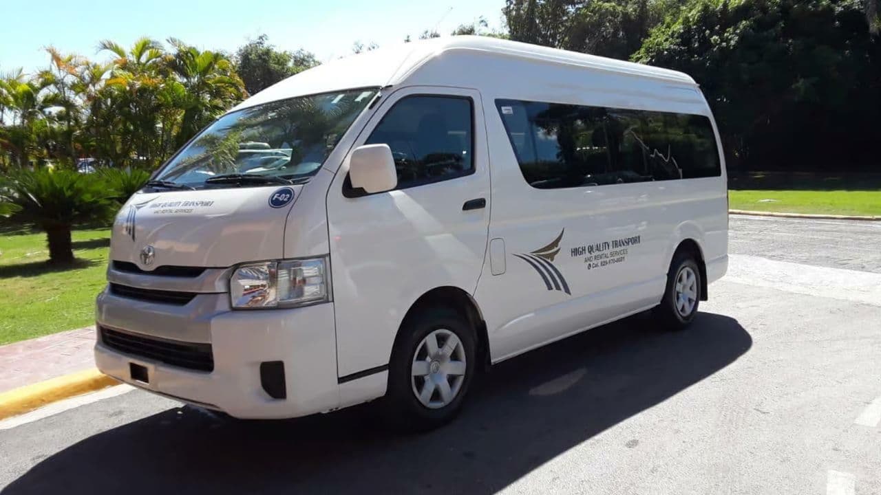 Private VIP Transfers from Punta Cana Airport to Uvero Alto — Guided tour and outdoor activity