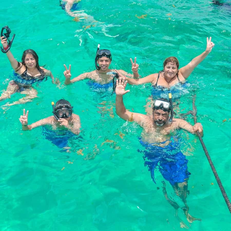 Punta Cana: Catamaran Family Tour — Guided tour and outdoor activity